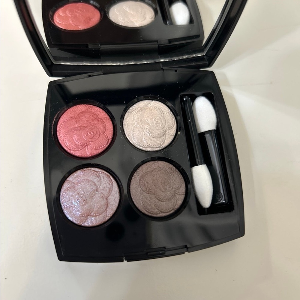 CHANEL Eyeshadow Palette - Utopia 387 sold out